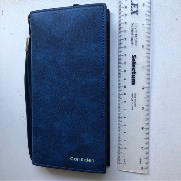 Blue wallet - Picture 2 of 3